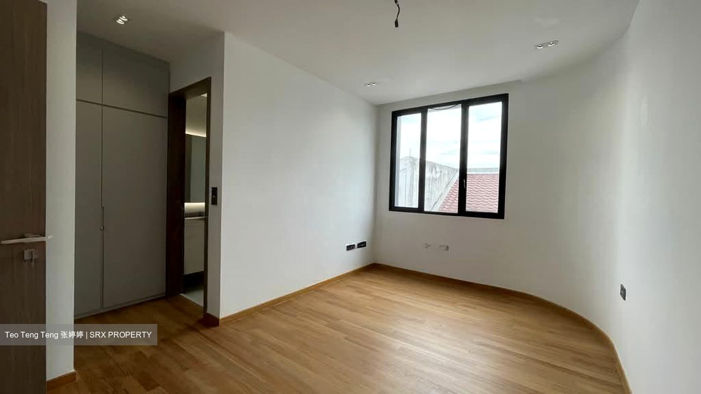 Parry Avenue (D19), Semi-Detached #563175451